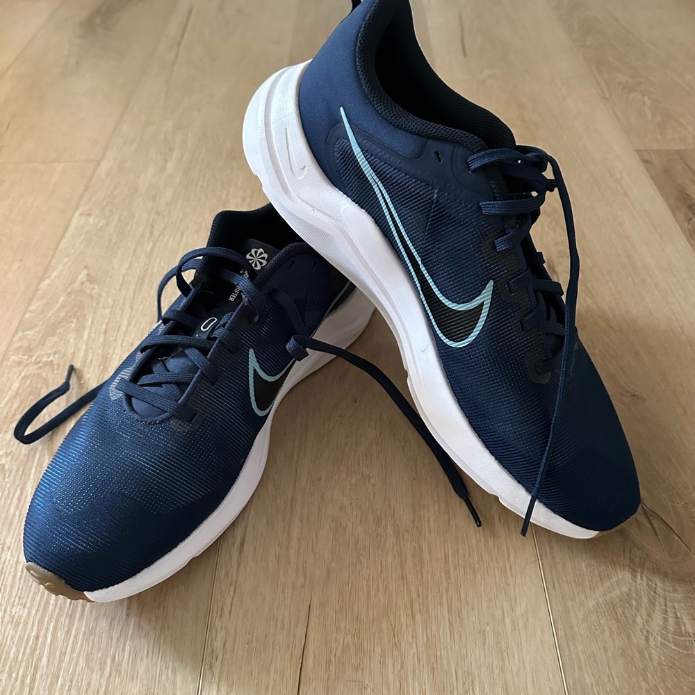 Nike Downshifters